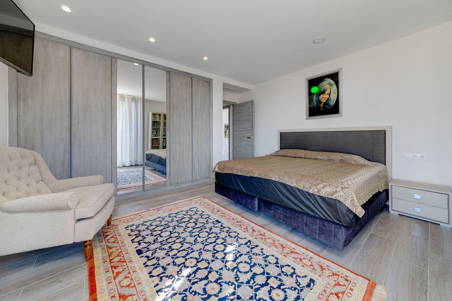For sale - 3 Bedroom 4 Bathroom Villa in Torrevieja - Costa Blanca  - Alicante