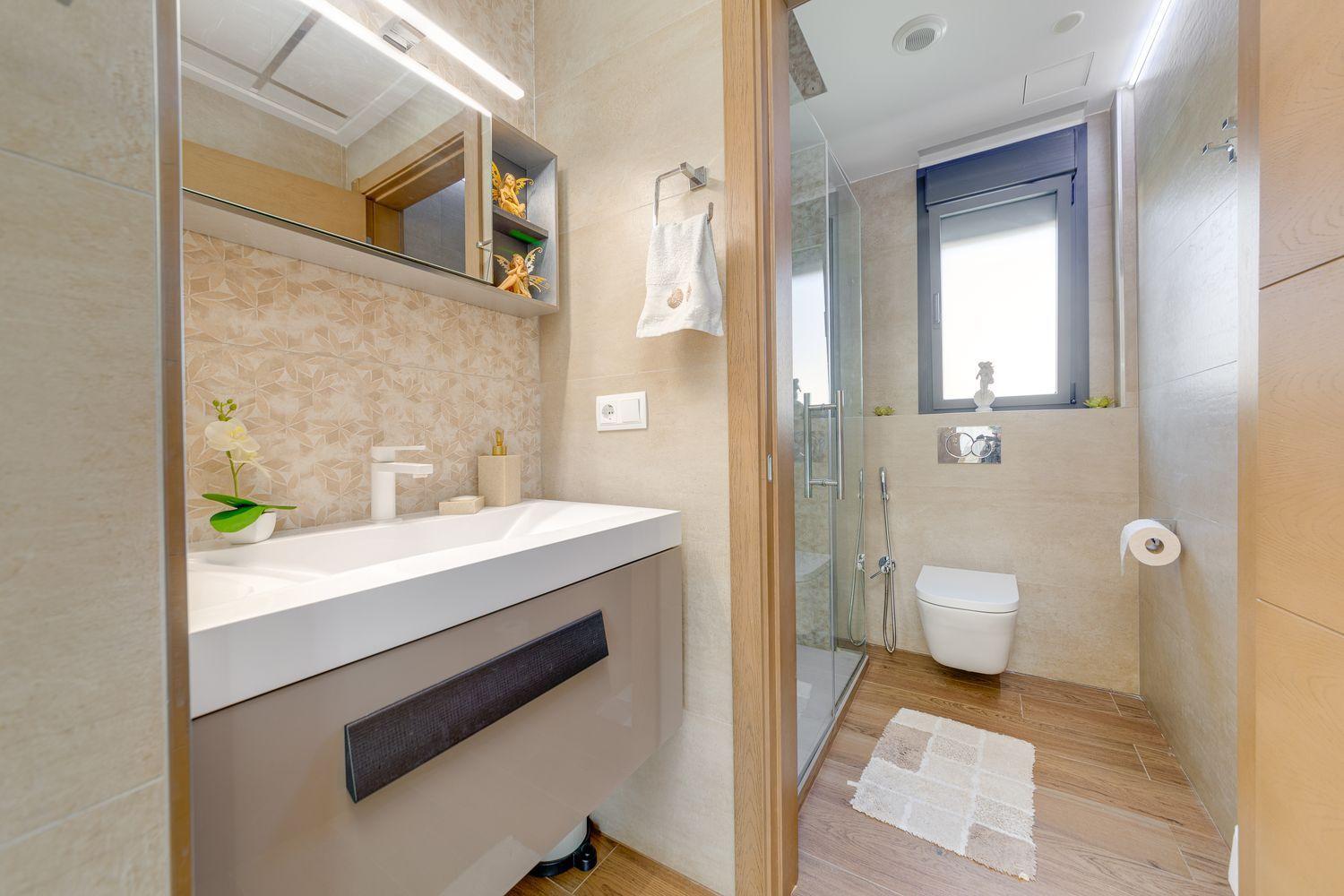 For sale - 3 Bedroom 4 Bathroom Villa in Torrevieja - Costa Blanca  - Alicante