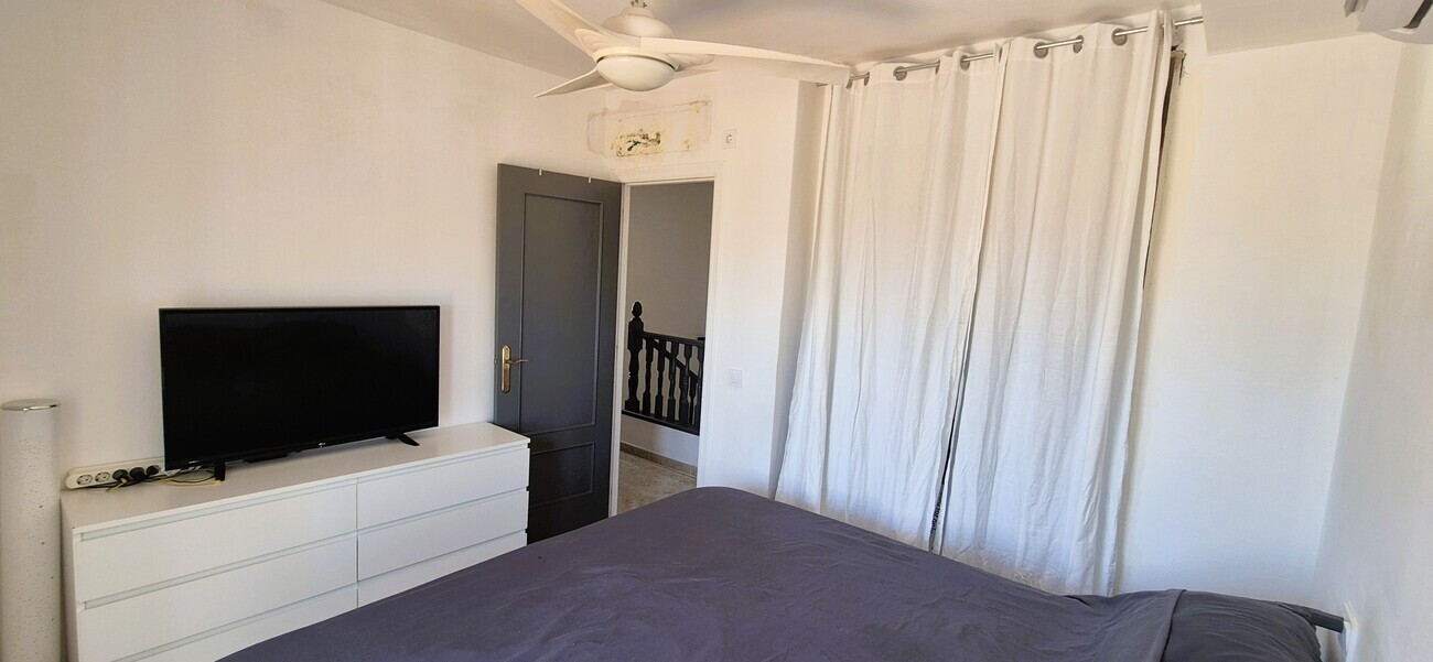 For sale - 3 Bedroom 1 Bathroom Villa in Orihuela Costa - Costa Blanca  - Alicante