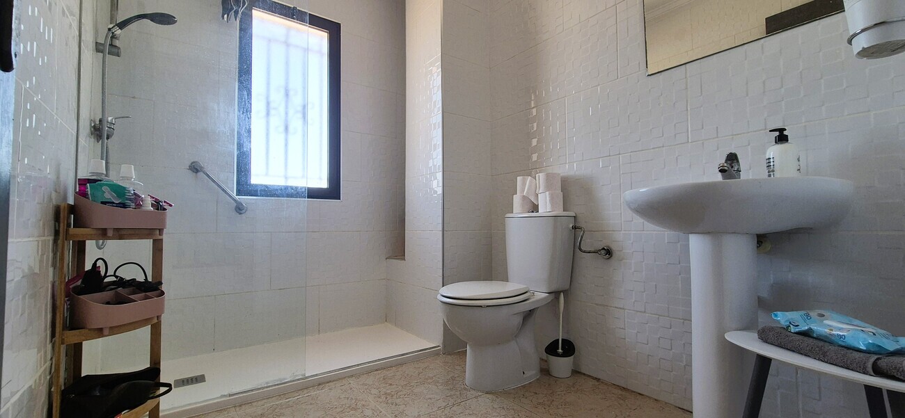 For sale - 3 Bedroom 1 Bathroom Villa in Orihuela Costa - Costa Blanca  - Alicante