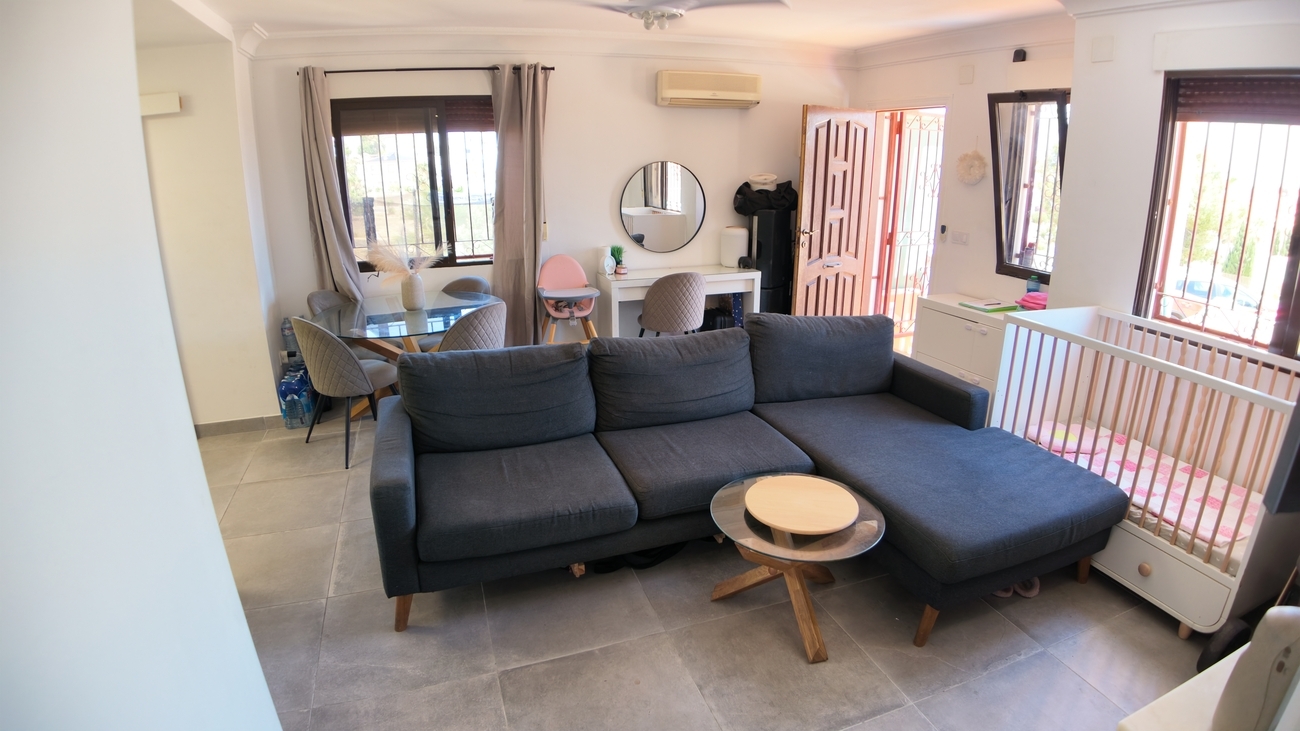 For sale - 3 Bedroom 1 Bathroom Villa in Orihuela Costa - Costa Blanca  - Alicante