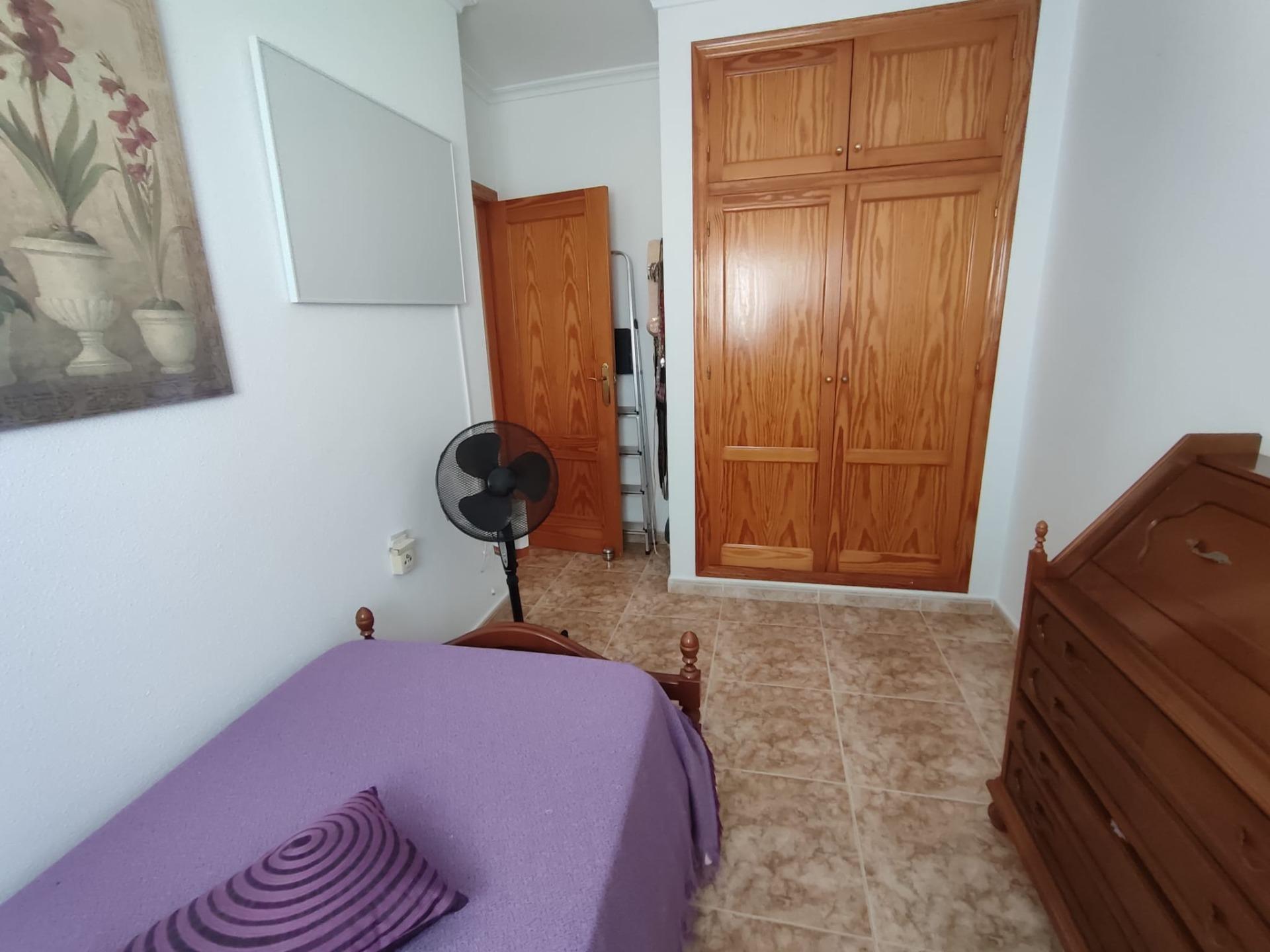 For sale - 3 Bedroom 2 Bathroom Penthouse in Torrevieja - Paseo Maritimo  - Alicante