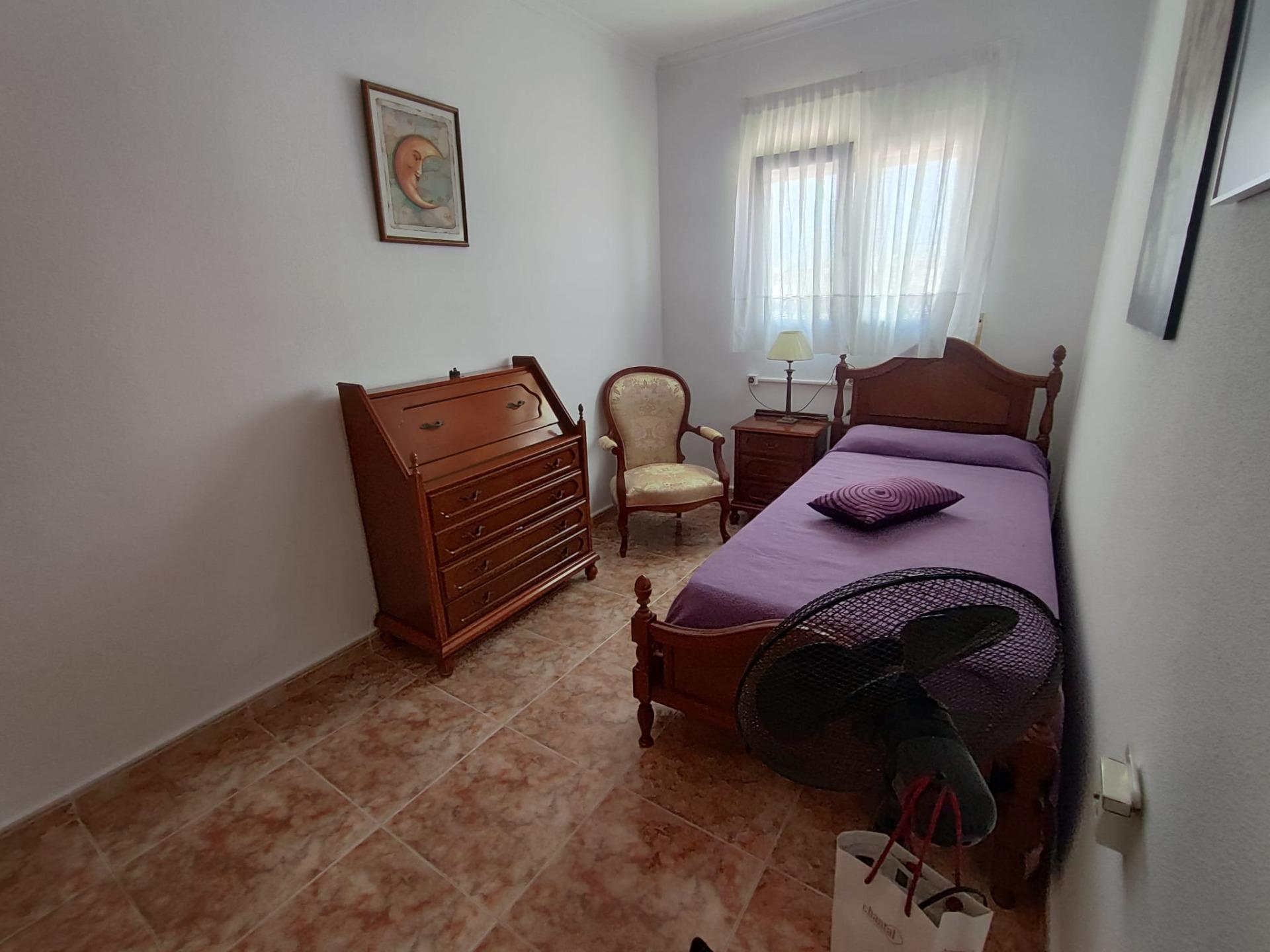For sale - 3 Bedroom 2 Bathroom Penthouse in Torrevieja - Paseo Maritimo  - Alicante