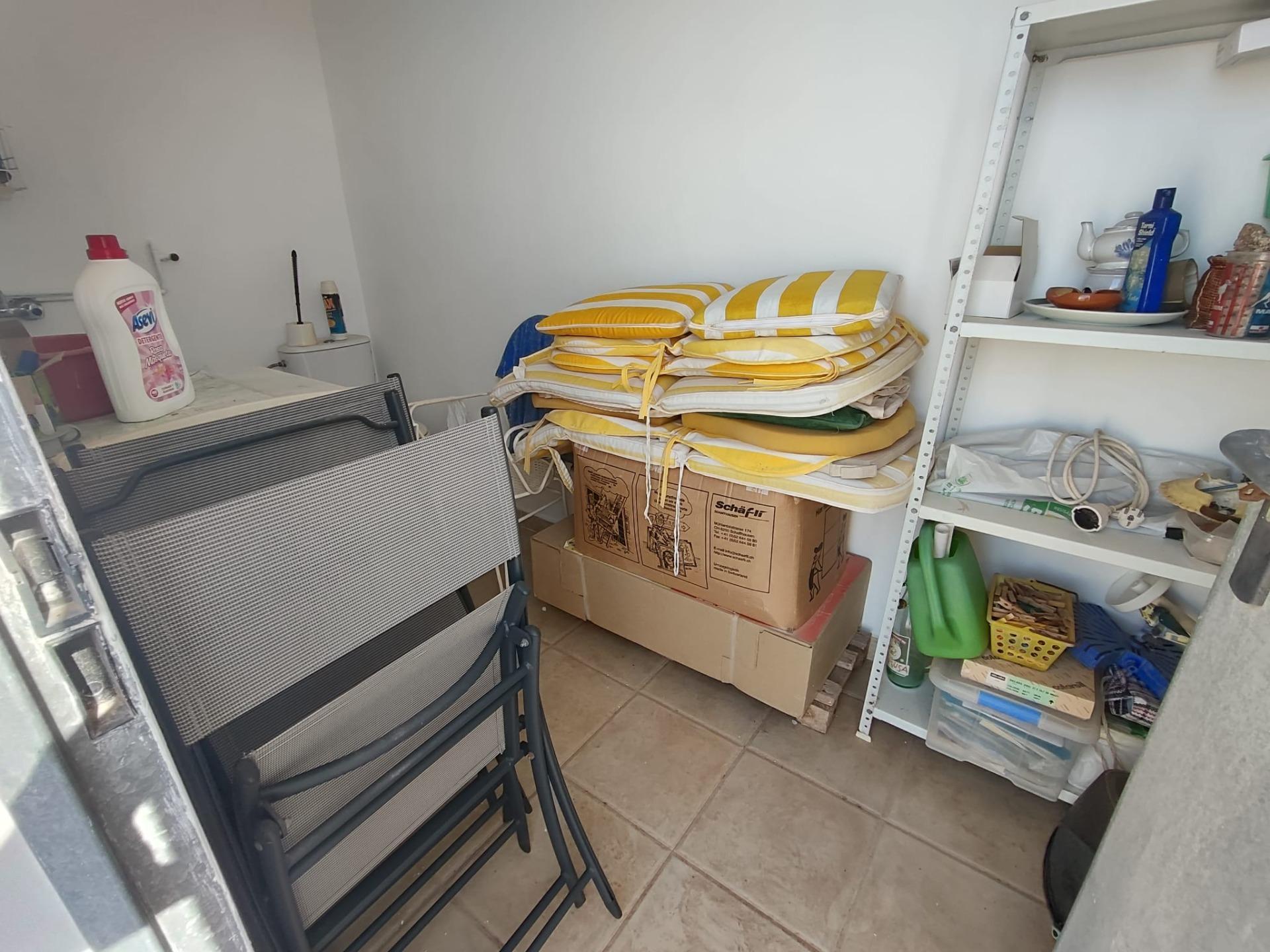 For sale - 3 Bedroom 2 Bathroom Penthouse in Torrevieja - Paseo Maritimo  - Alicante