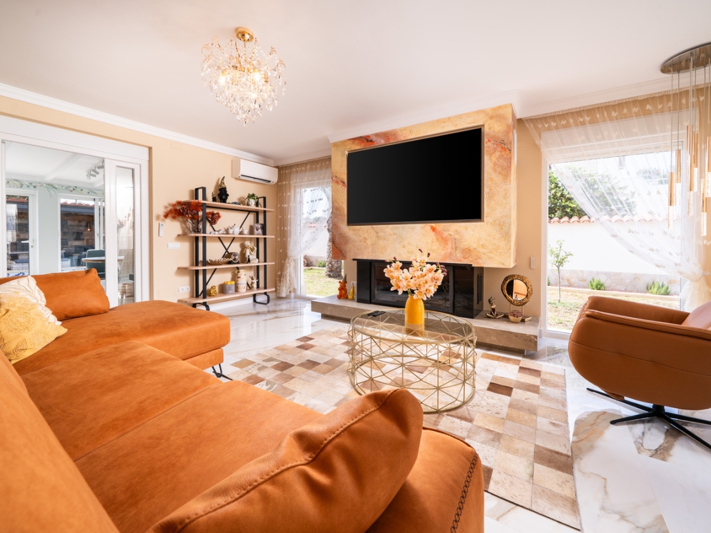 4 Bedroom 3 Bathroom Villa in Torrevieja