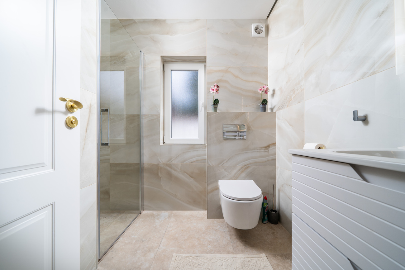 For sale - 4 Bedroom 3 Bathroom Villa in Torrevieja - Torreta  - Alicante