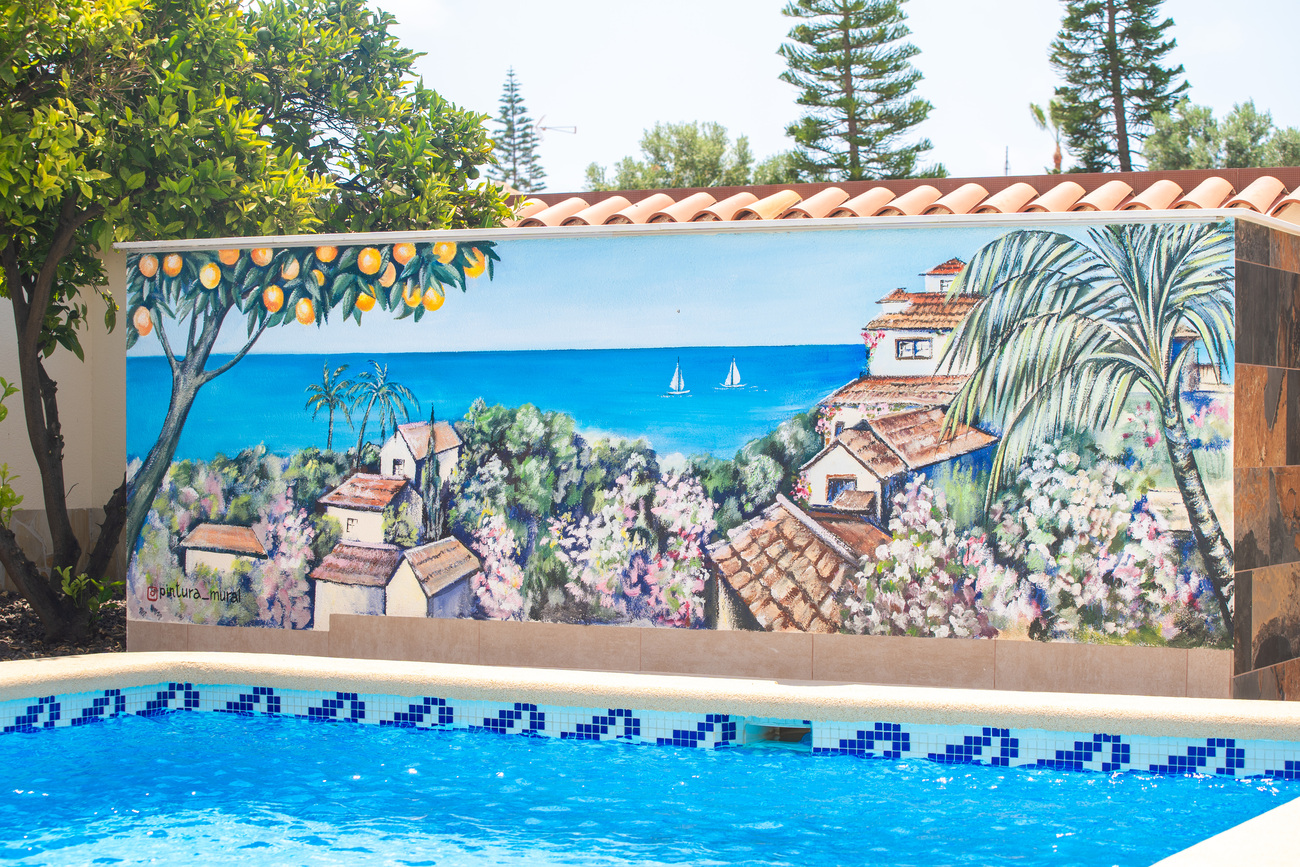 For sale - 4 Bedroom 3 Bathroom Villa in Torrevieja - Torreta  - Alicante