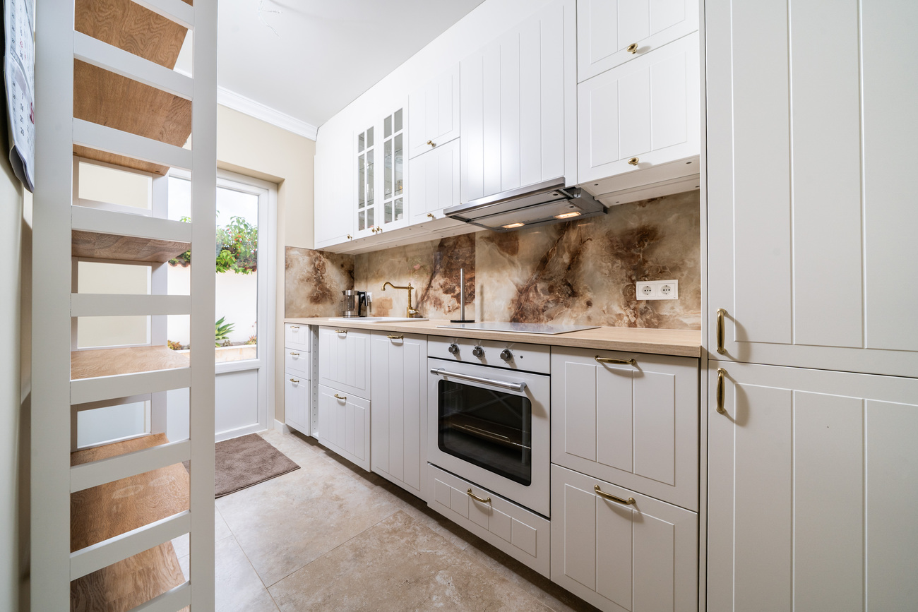 For sale - 4 Bedroom 3 Bathroom Villa in Torrevieja - Torreta  - Alicante