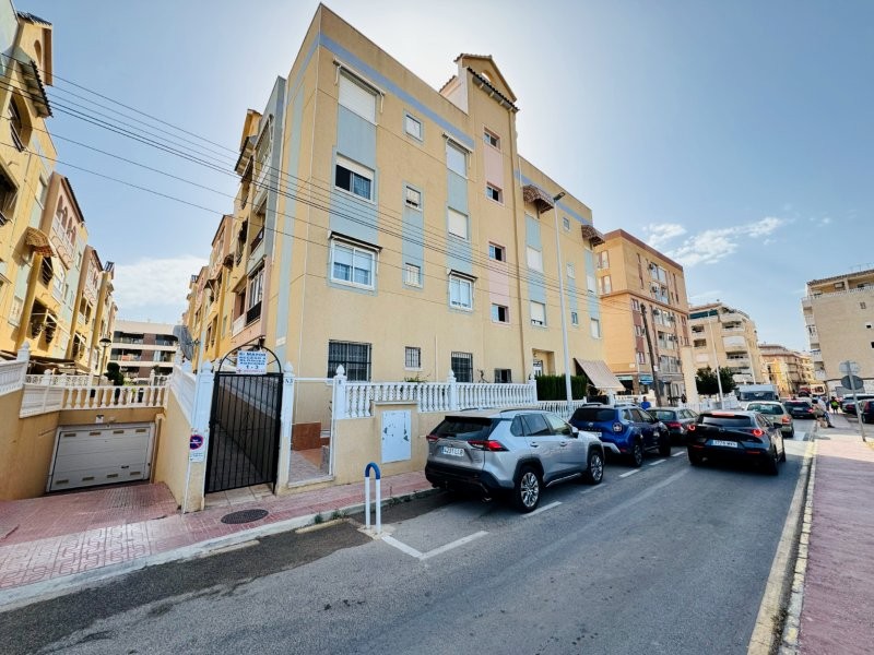 For sale - 2 Bedroom 1 Bathroom Apartment in La Mata - Costa Blanca  - Alicante