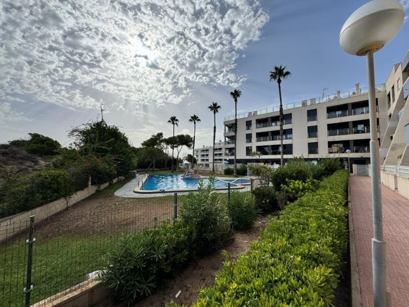 For sale - 3 Bedroom 1 Bathroom Apartment in La Mata - Costa Blanca  - Alicante