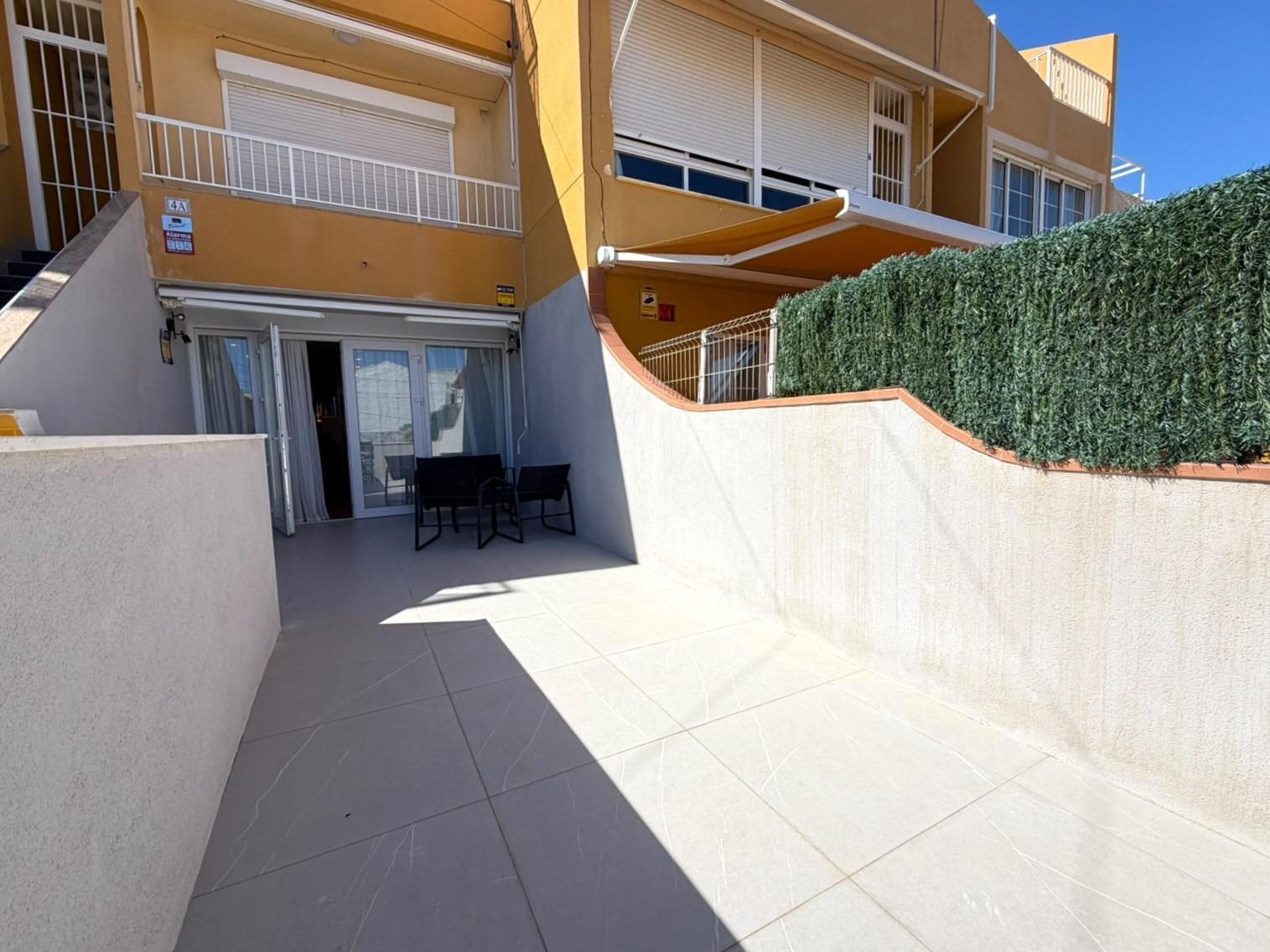 For sale - 2 Bedroom 1 Bathroom Bungalow in Torrevieja - La Veleta  - Alicante