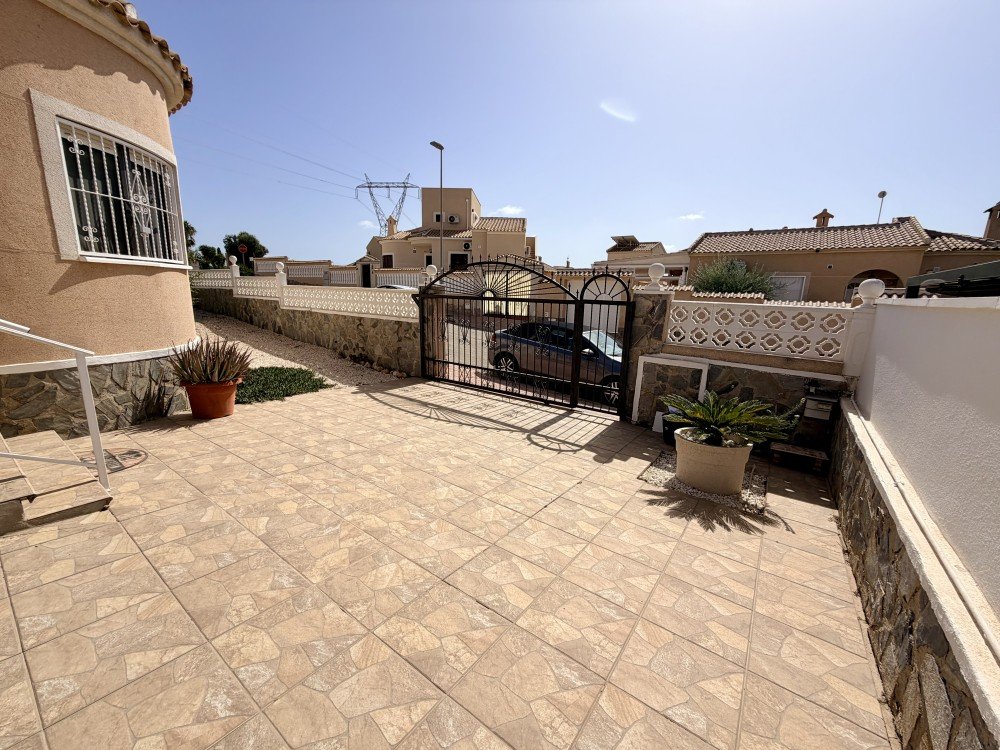 For sale - 3 Bedroom 2 Bathroom Villa in Benijofar - Costa Blanca  - Alicante