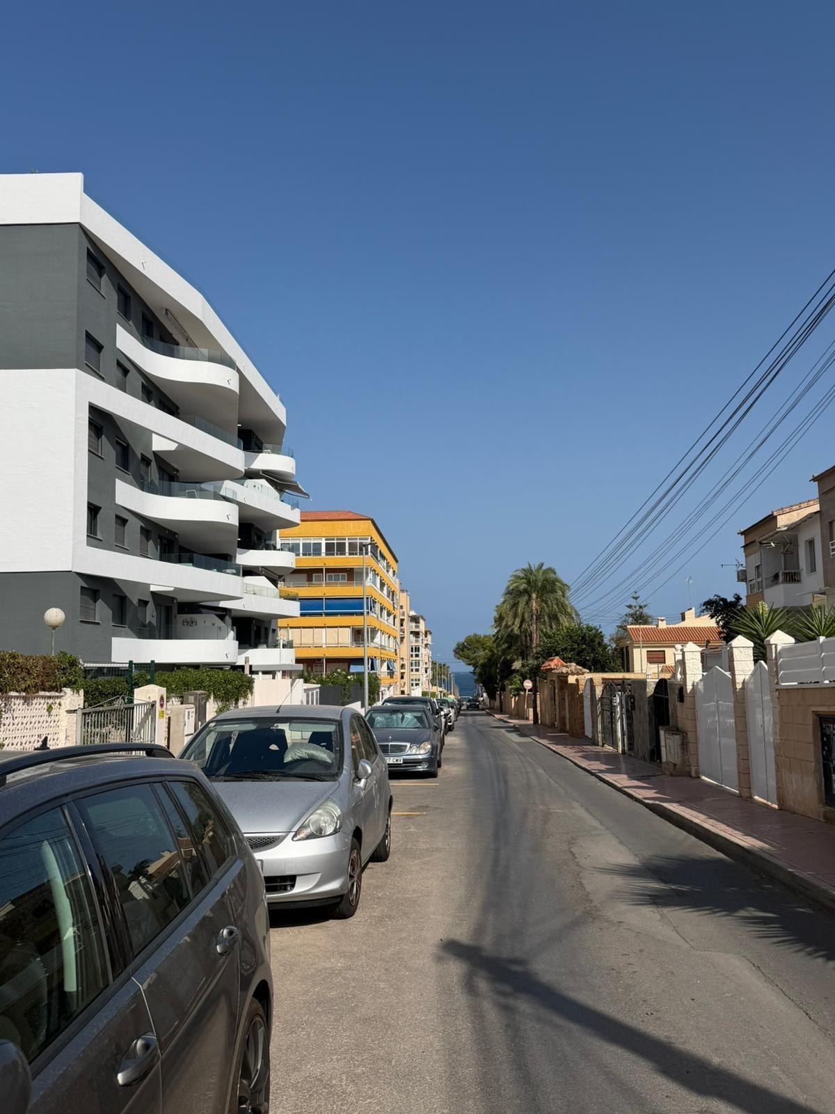 For sale - 2 Bedroom 1 Bathroom Apartment in Torrevieja - Punta Prima  - Alicante