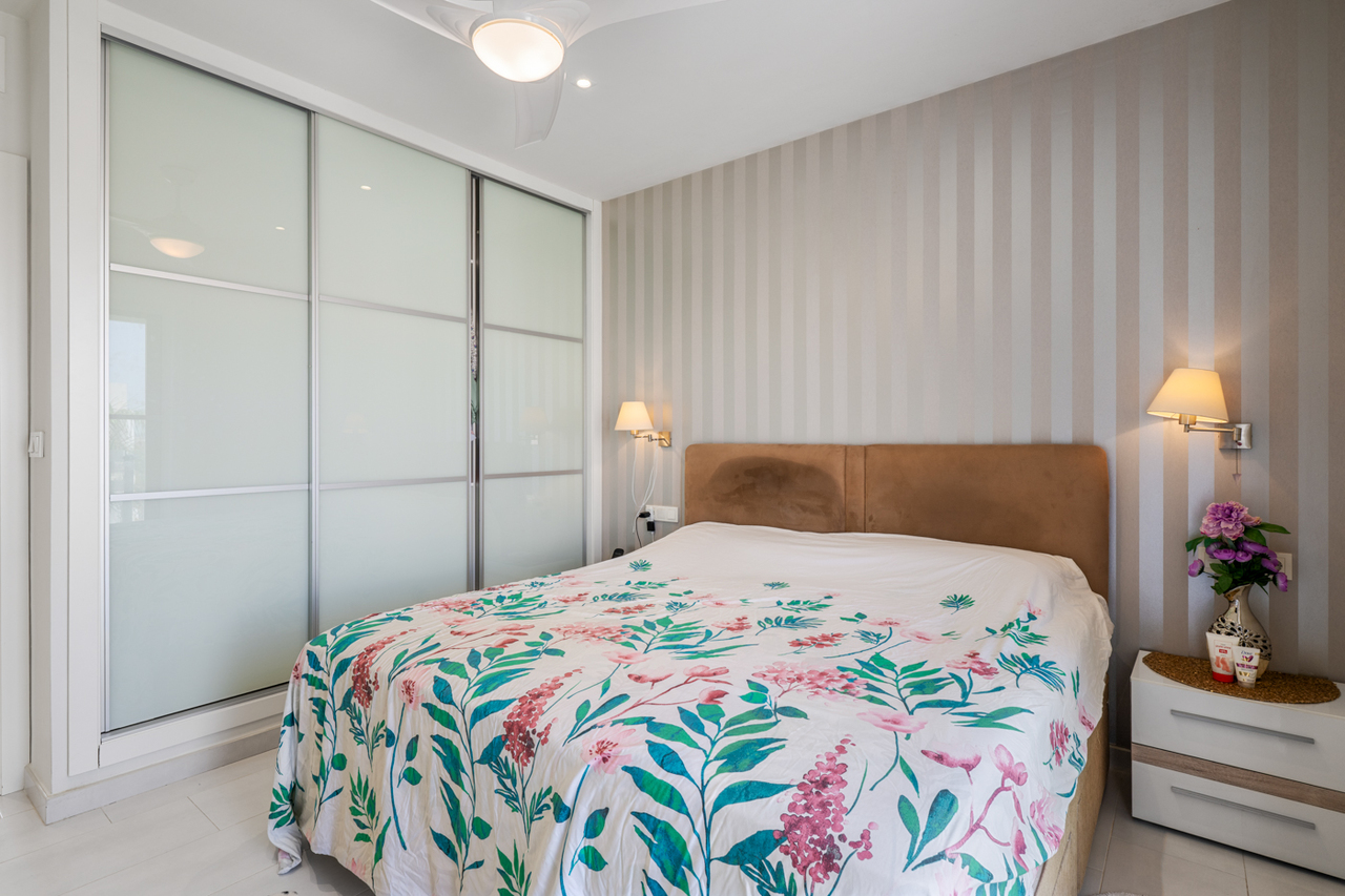 For sale - 4 Bedroom 3 Bathroom Town House in Torrevieja - Costa Blanca  - Alicante