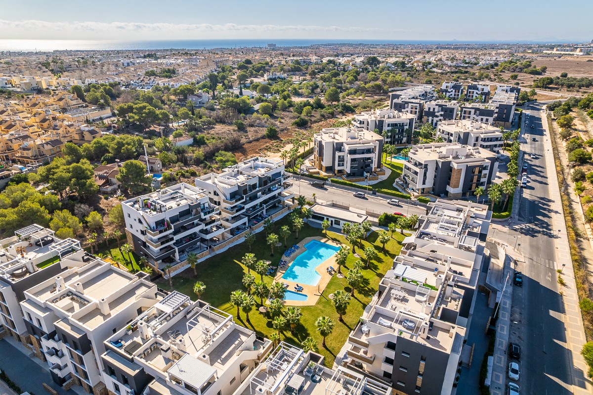 For sale - 2 Bedroom 2 Bathroom Penthouse in Orihuela Costa - Costa Blanca  - Alicante