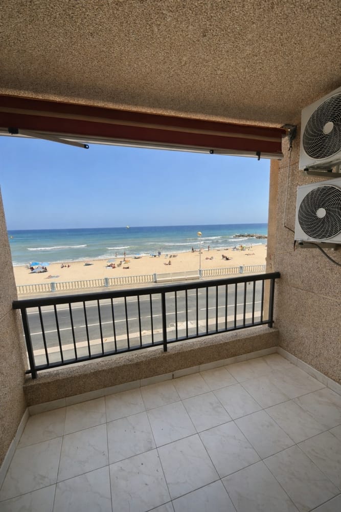 For sale - 2 Bedroom 1 Bathroom Apartment in Torrevieja - Costa Blanca  - Alicante
