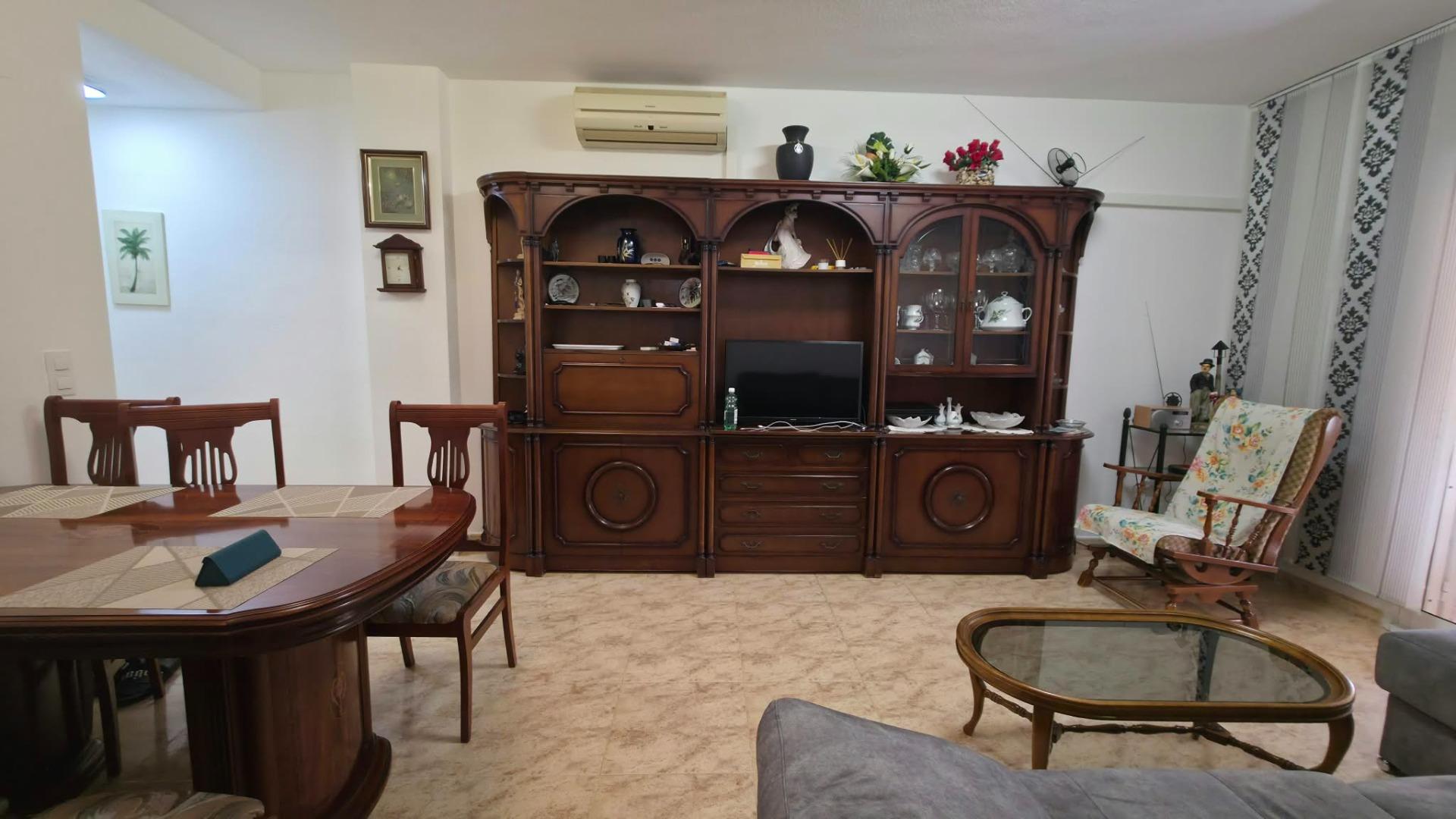 For sale - 3 Bedroom 2 Bathroom Apartment in Torrevieja - Playa Del Cura  - Alicante