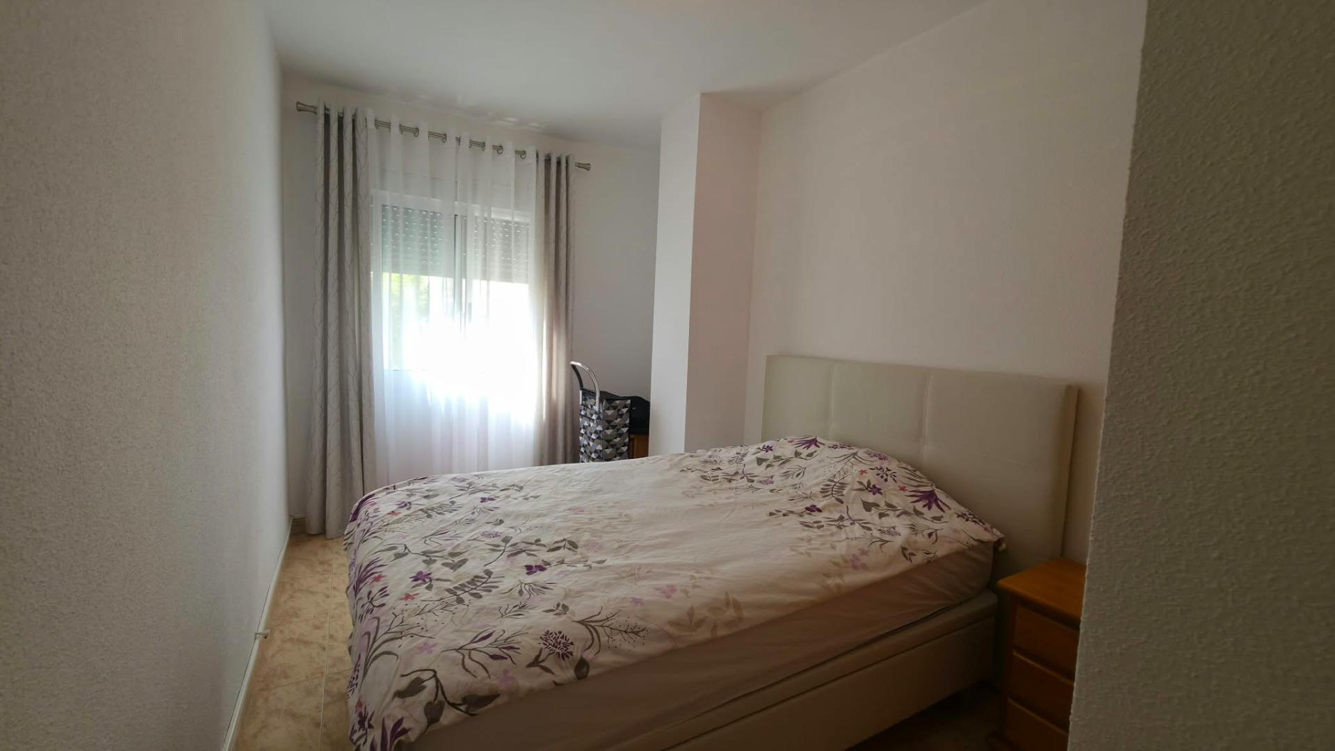 For sale - 3 Bedroom 2 Bathroom Apartment in Torrevieja - Playa Del Cura  - Alicante