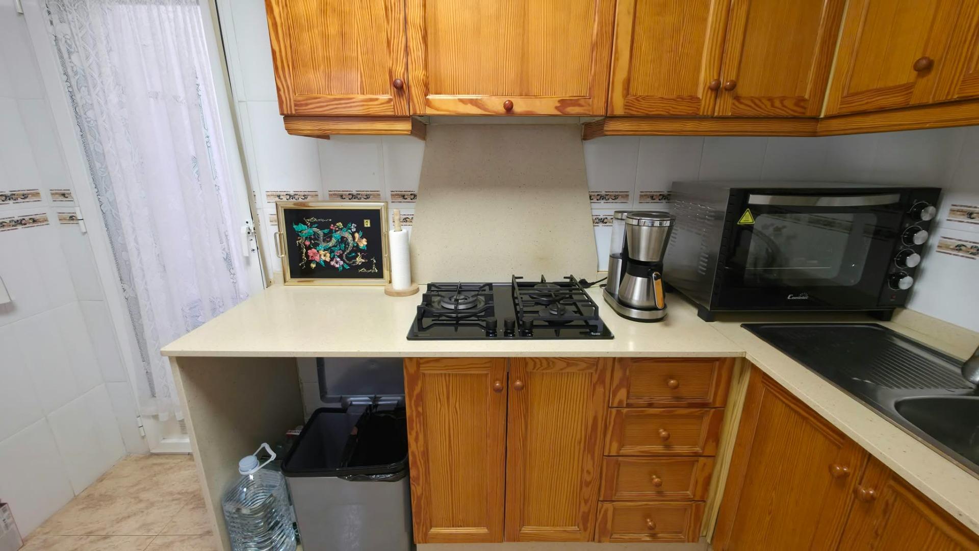 For sale - 3 Bedroom 2 Bathroom Apartment in Torrevieja - Playa Del Cura  - Alicante