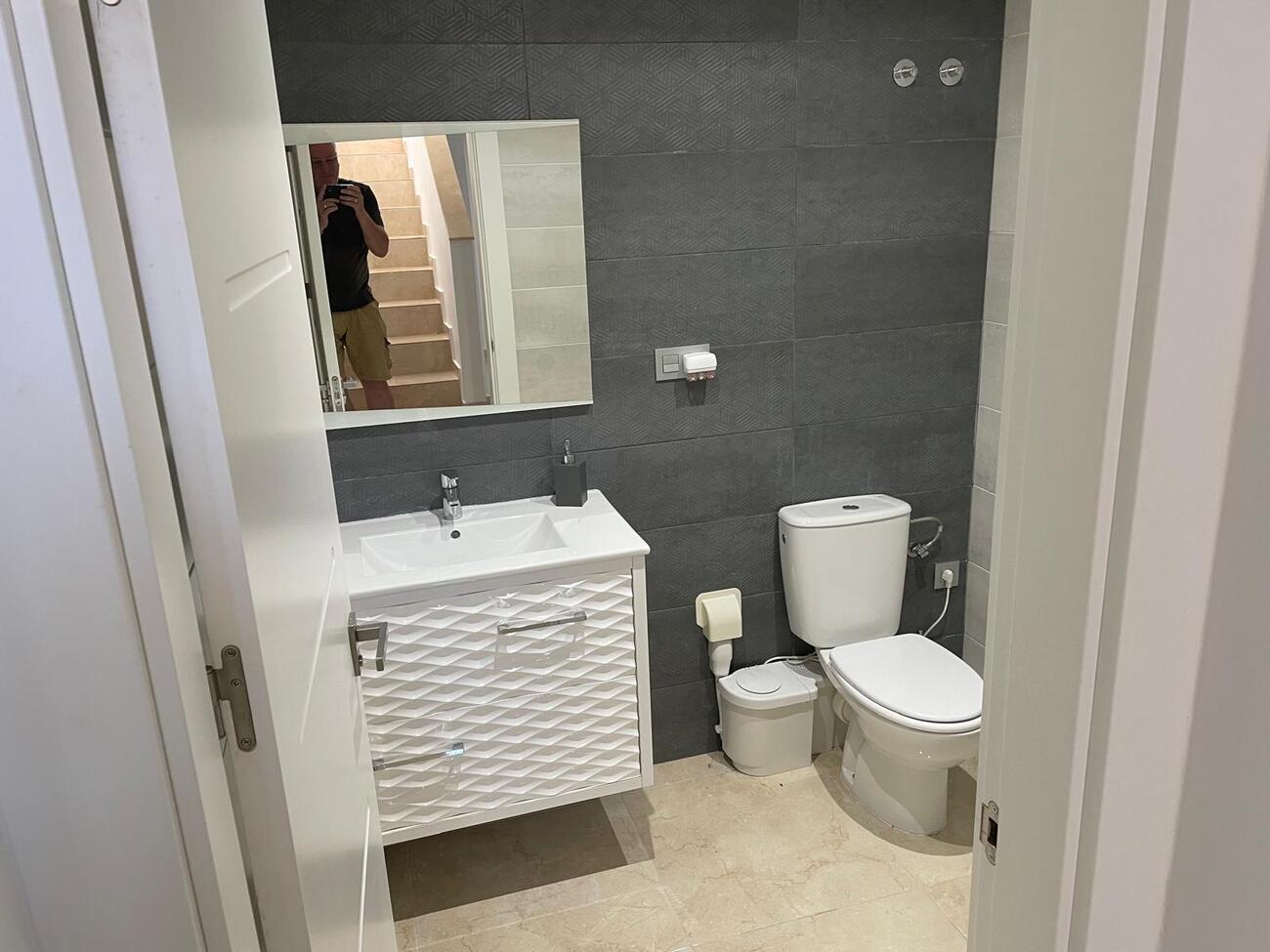 For sale - 5 Bedroom 4 Bathroom Villa in Villamartin - El Galan  - Alicante