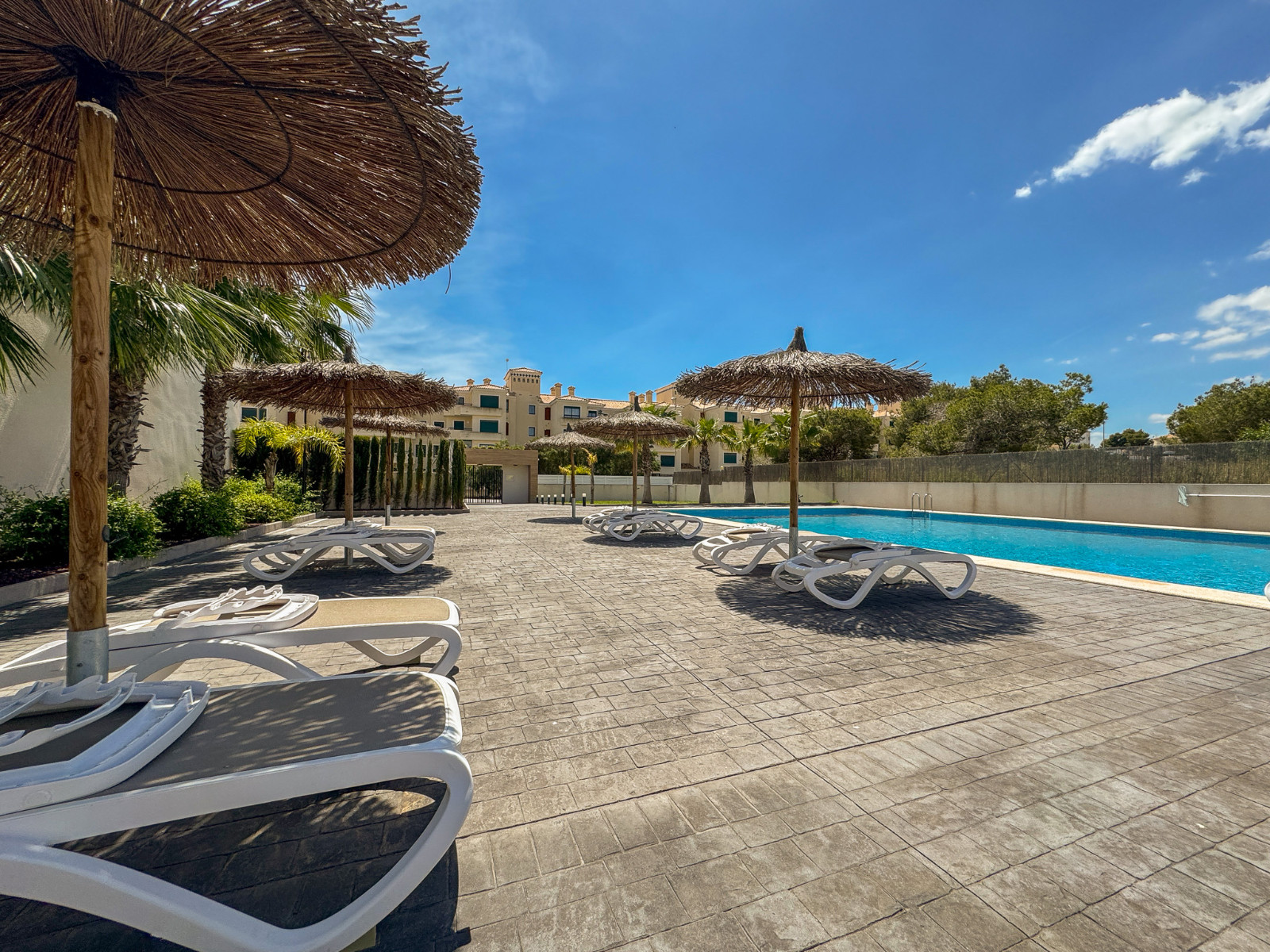 For sale - 2 Bedroom 2 Bathroom Apartment in Orihuela Costa - Costa Blanca  - Alicante