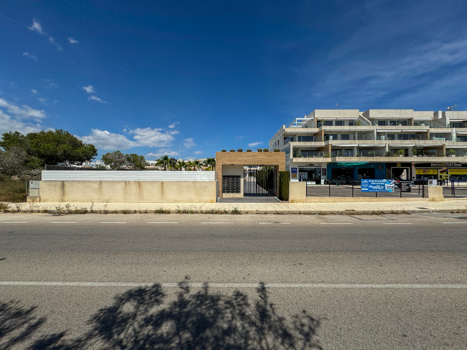 For sale - 2 Bedroom 2 Bathroom Apartment in Orihuela Costa - Costa Blanca  - Alicante