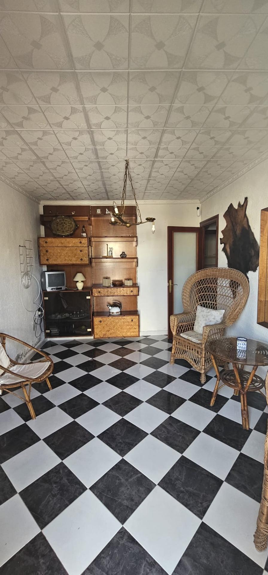 For sale - 2 Bedroom 1 Bathroom Town House in Torrevieja - Torreta Florida  - Alicante