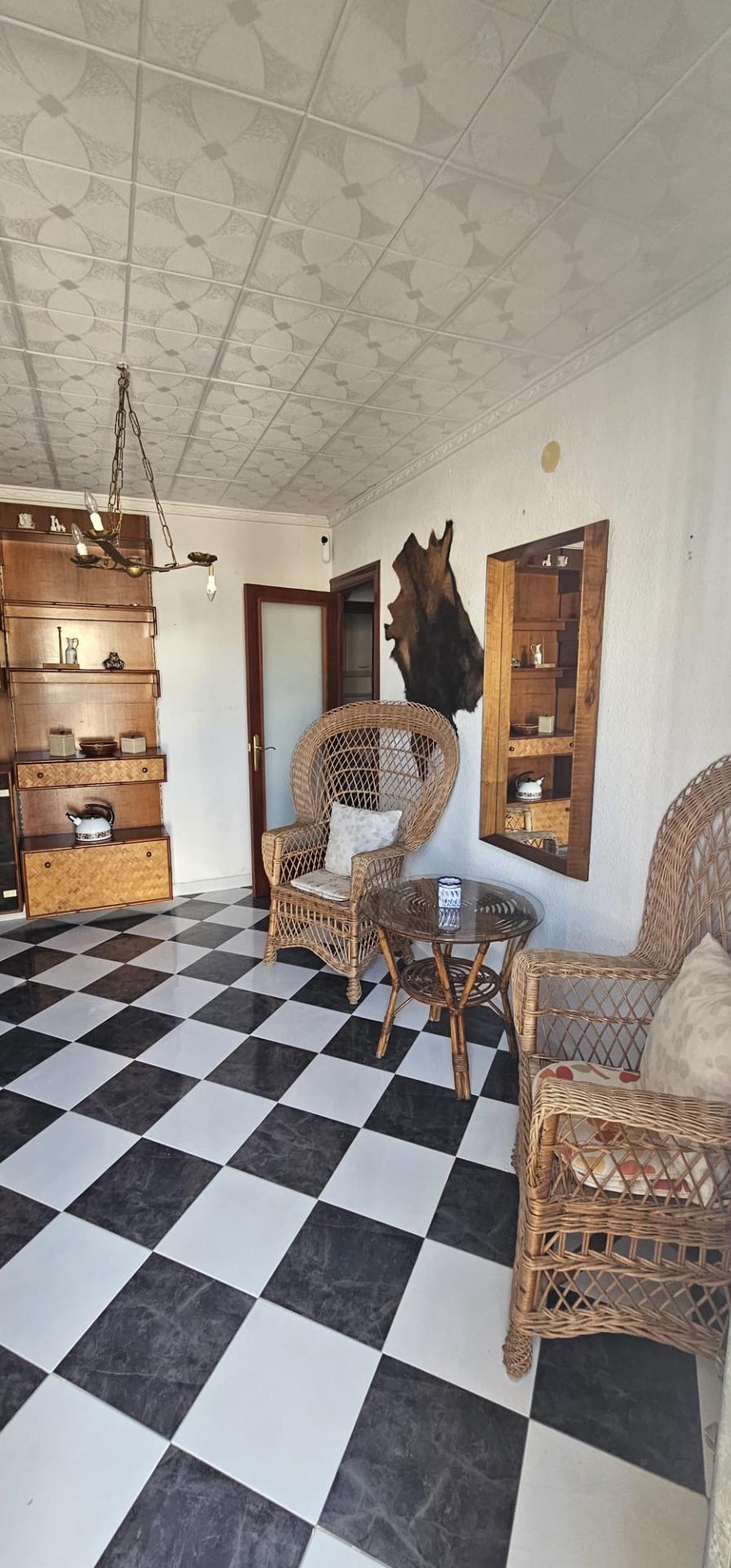 For sale - 2 Bedroom 1 Bathroom Town House in Torrevieja - Torreta Florida  - Alicante