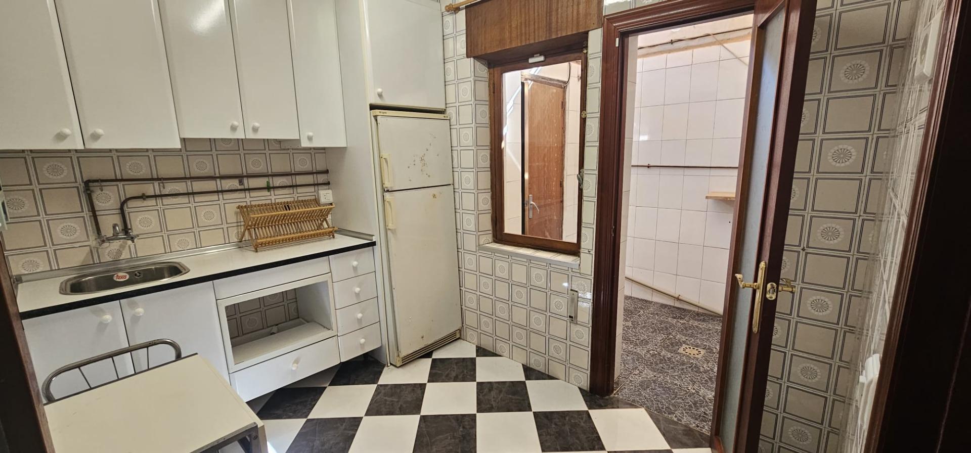 For sale - 2 Bedroom 1 Bathroom Town House in Torrevieja - Torreta Florida  - Alicante