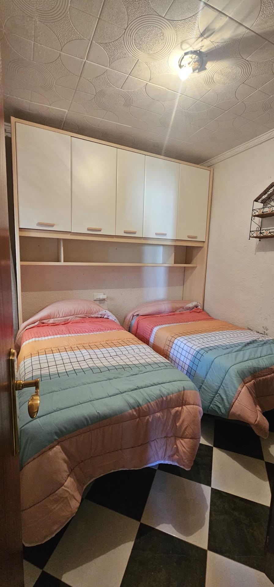 For sale - 2 Bedroom 1 Bathroom Town House in Torrevieja - Torreta Florida  - Alicante