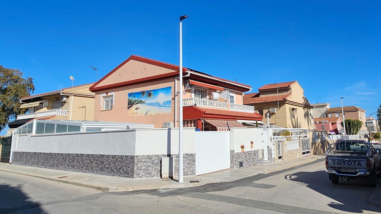 For sale - 3 Bedroom 2 Bathroom Duplex in Santiago de la Ribera - Santiago De La Ribera  - Murcia