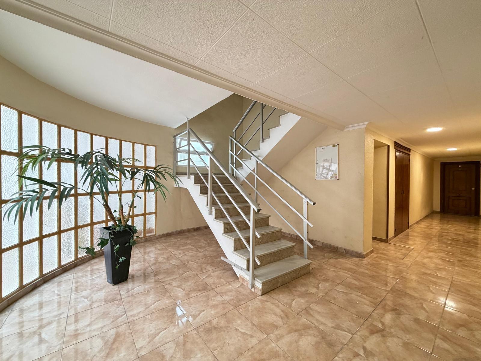 For sale - 2 Bedroom 1 Bathroom Apartment in Torrevieja - Paseo Maritimo  - Alicante