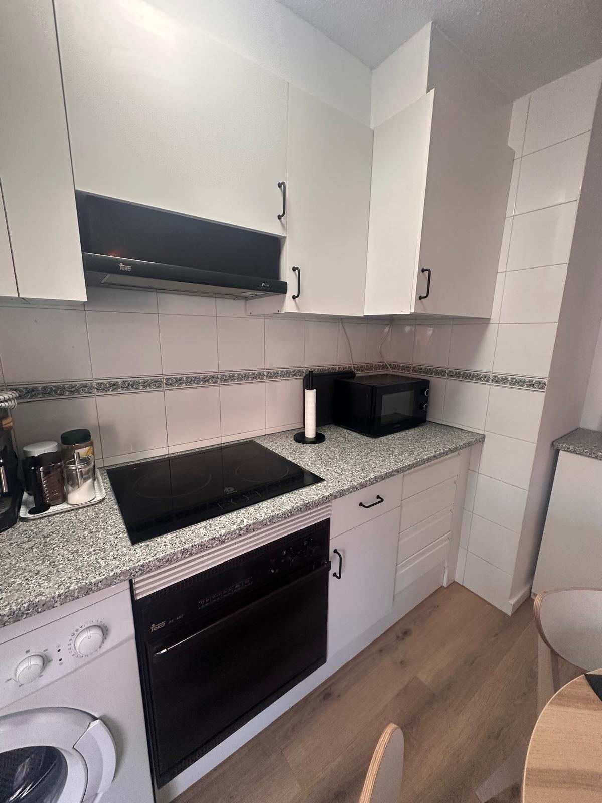 For sale - 2 Bedroom 1 Bathroom Penthouse in Torrevieja - Playa Del Cura  - Alicante