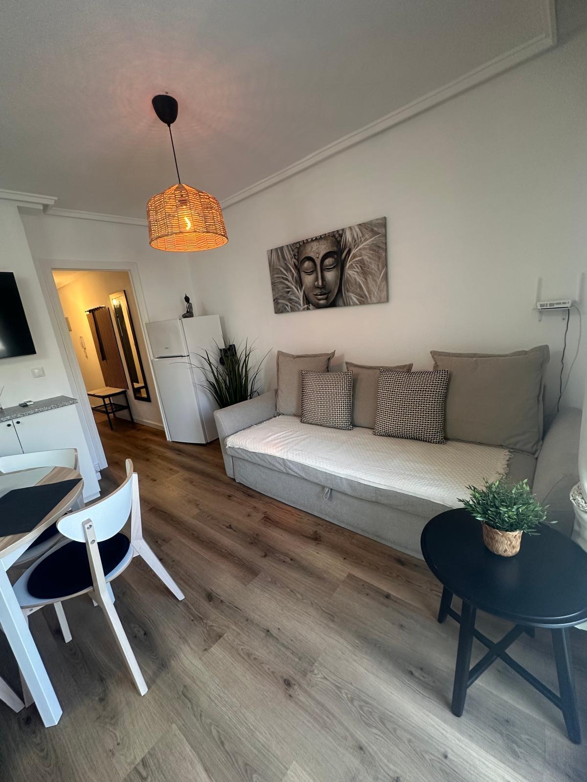 For sale - 2 Bedroom 1 Bathroom Penthouse in Torrevieja - Playa Del Cura  - Alicante