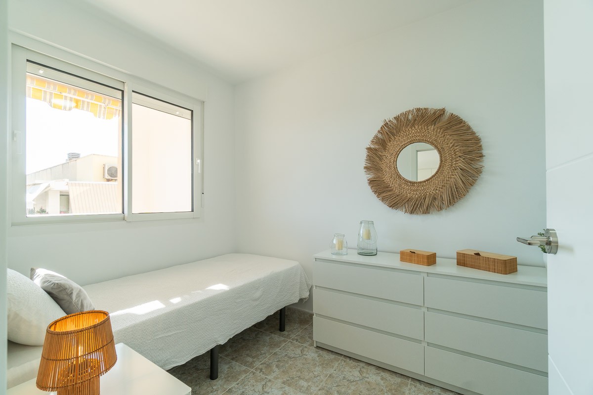 For sale - 2 Bedroom 1 Bathroom Apartment in Torrevieja - Costa Blanca  - Alicante
