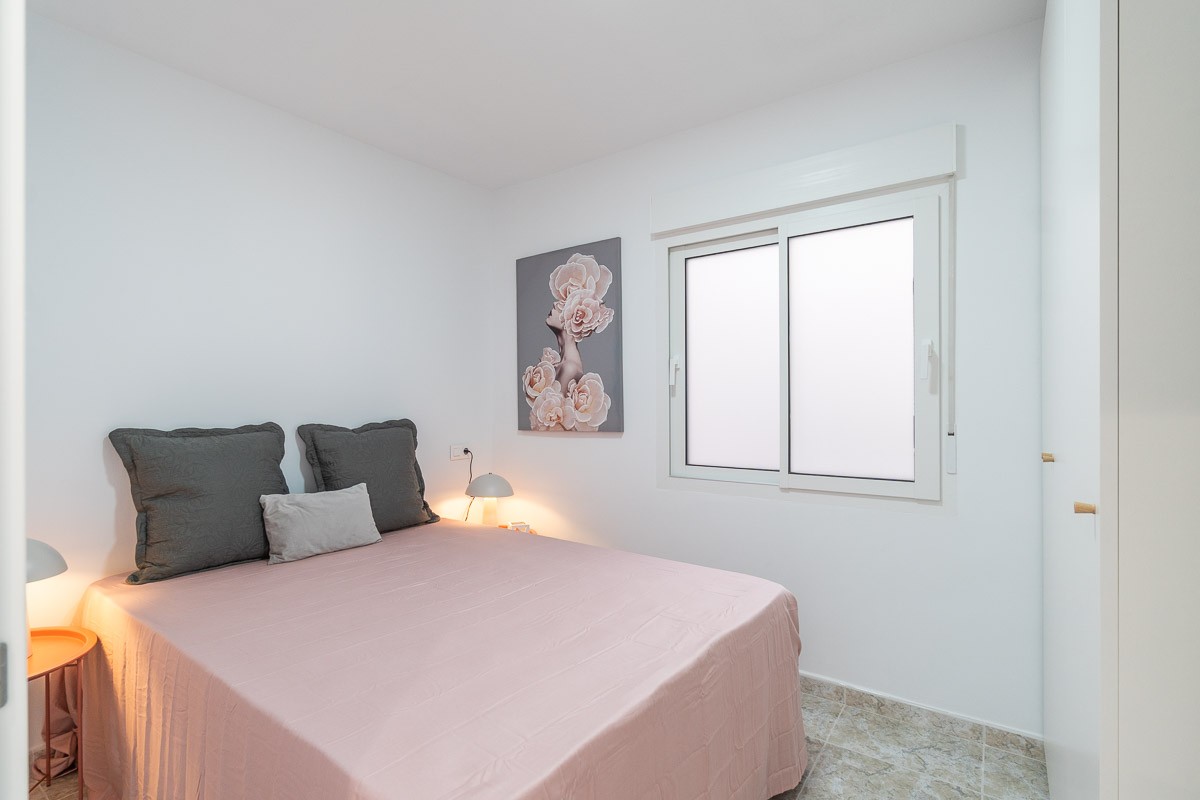 For sale - 2 Bedroom 1 Bathroom Apartment in Torrevieja - Costa Blanca  - Alicante