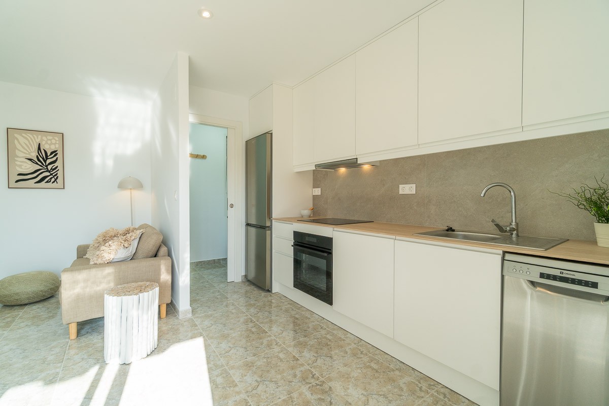 For sale - 2 Bedroom 1 Bathroom Apartment in Torrevieja - Costa Blanca  - Alicante