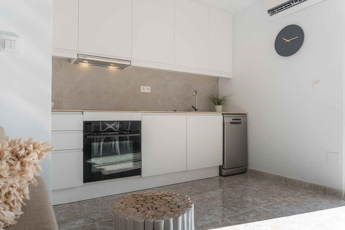 For sale - 2 Bedroom 1 Bathroom Apartment in Torrevieja - Costa Blanca  - Alicante