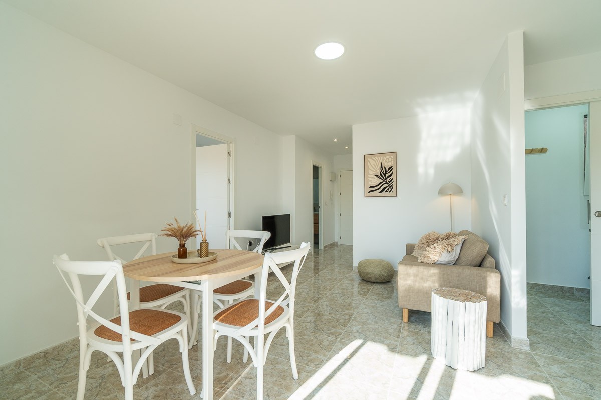 For sale - 2 Bedroom 1 Bathroom Apartment in Torrevieja - Costa Blanca  - Alicante