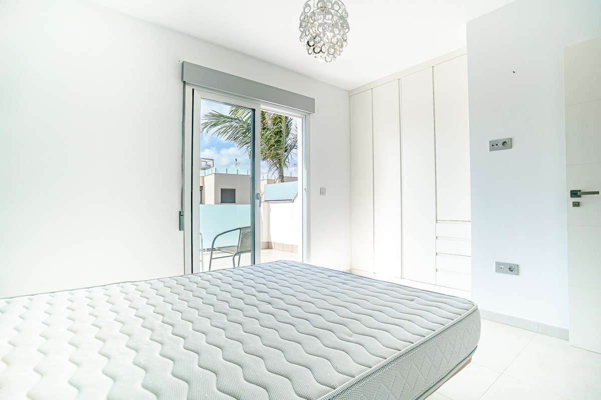 For sale - 3 Bedroom 2 Bathroom Villa in San Pedro del Pinatar - Costa Calida  - Murcia