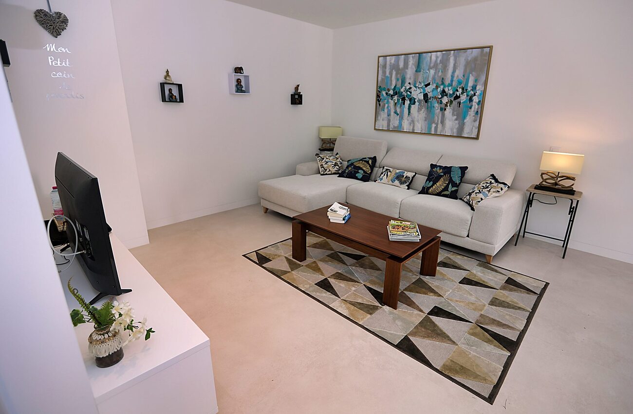 For sale - 4 Bedroom 3 Bathroom Villa in Orihuela - Las Colinas Golf  - Alicante