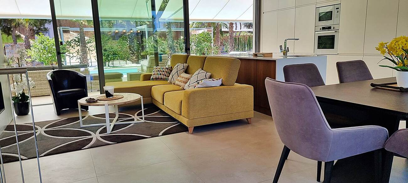 For sale - 4 Bedroom 3 Bathroom Villa in Orihuela - Las Colinas Golf  - Alicante