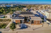 27-70-515-11-1098/81128, 4 Bedroom 3 Bathroom Villa in Benijofar