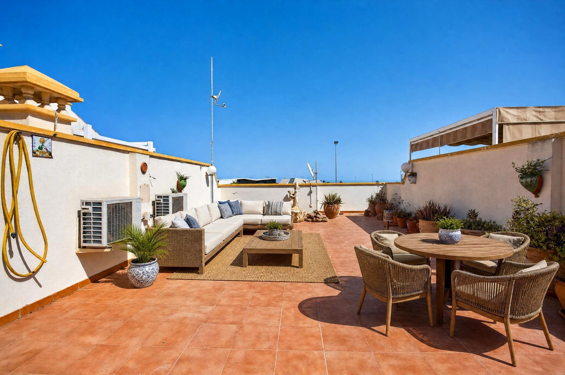 For sale - 2 Bedroom 2 Bathroom Villa in Orihuela Costa - Costa Blanca  - Alicante