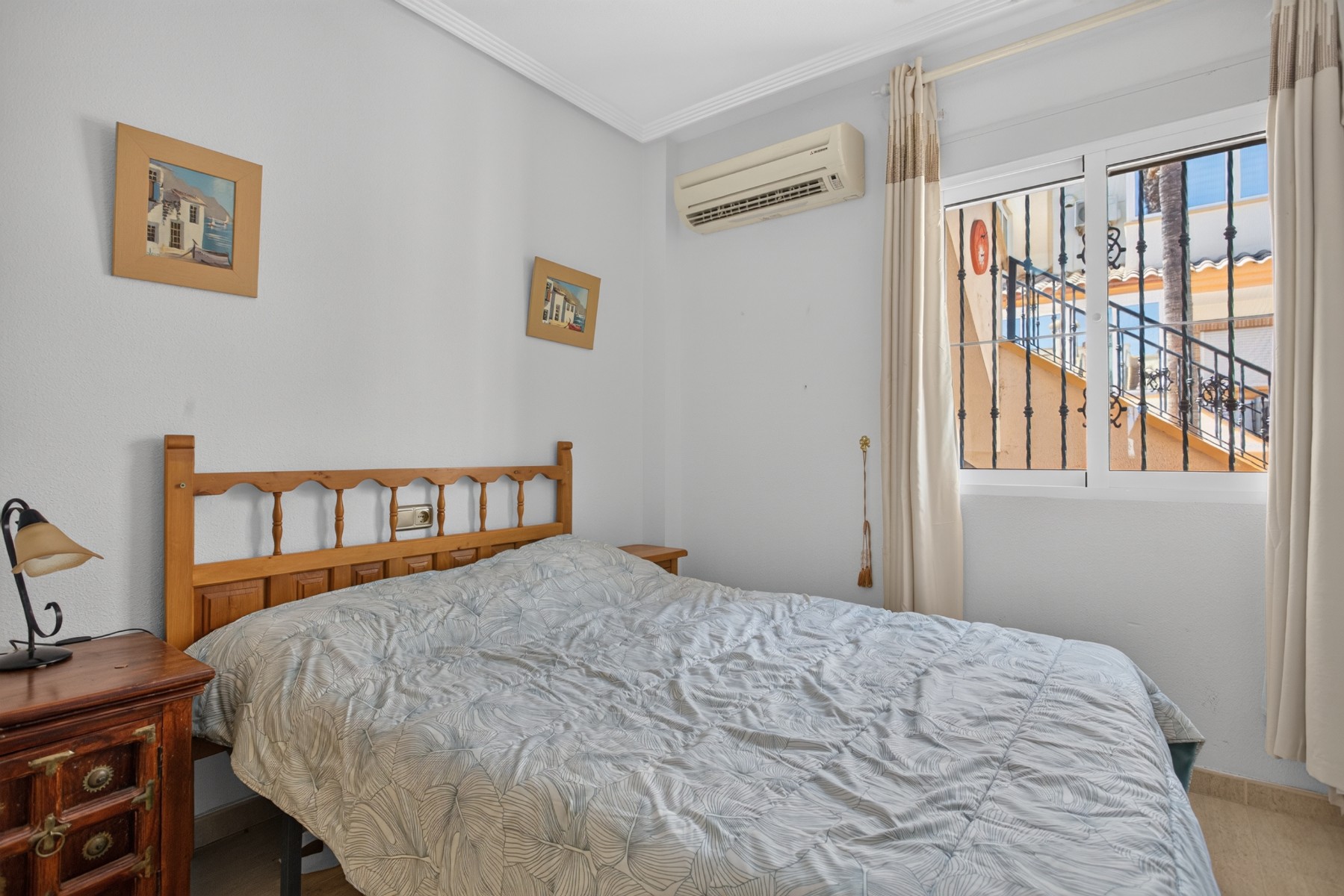 For sale - 2 Bedroom 2 Bathroom Villa in Orihuela Costa - Costa Blanca  - Alicante