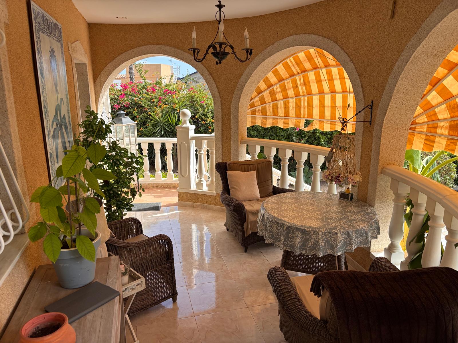 For sale - 3 Bedroom 3 Bathroom Villa in Ciudad Quesada - Costa Blanca  - Alicante