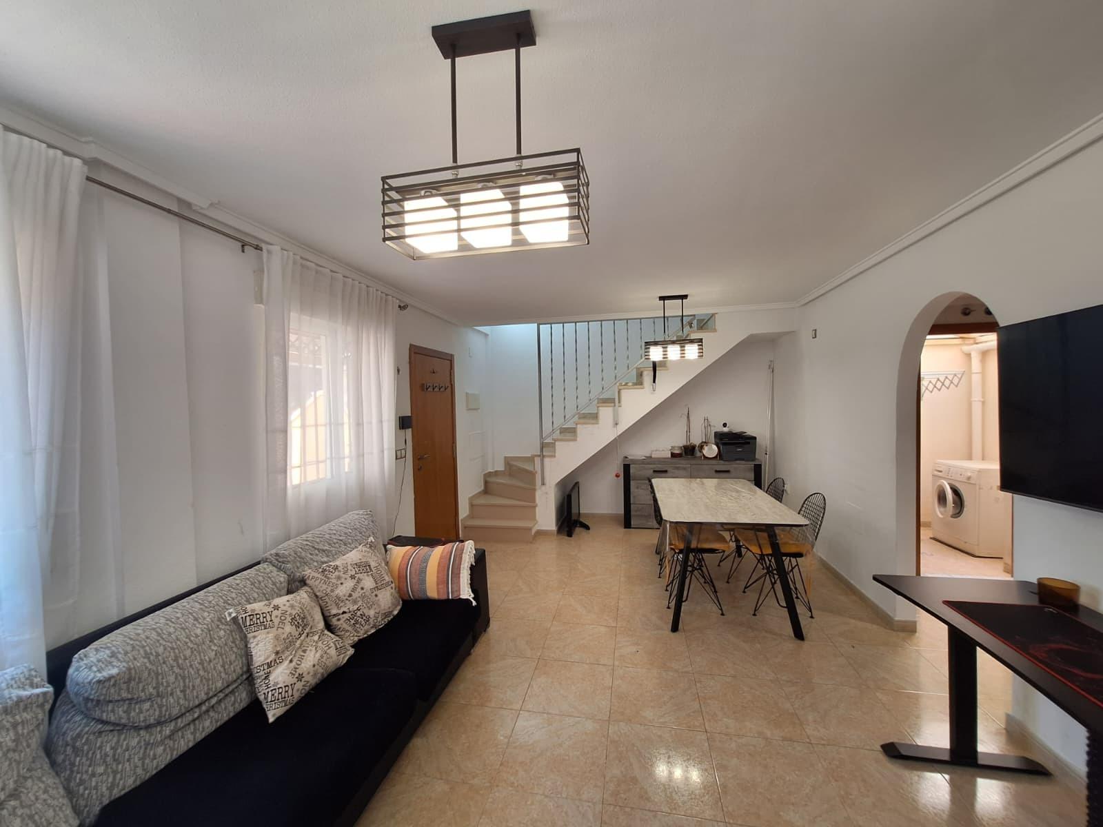 For sale - 3 Bedroom 2 Bathroom Duplex in Torrevieja - aguas nuevas  - Alicante