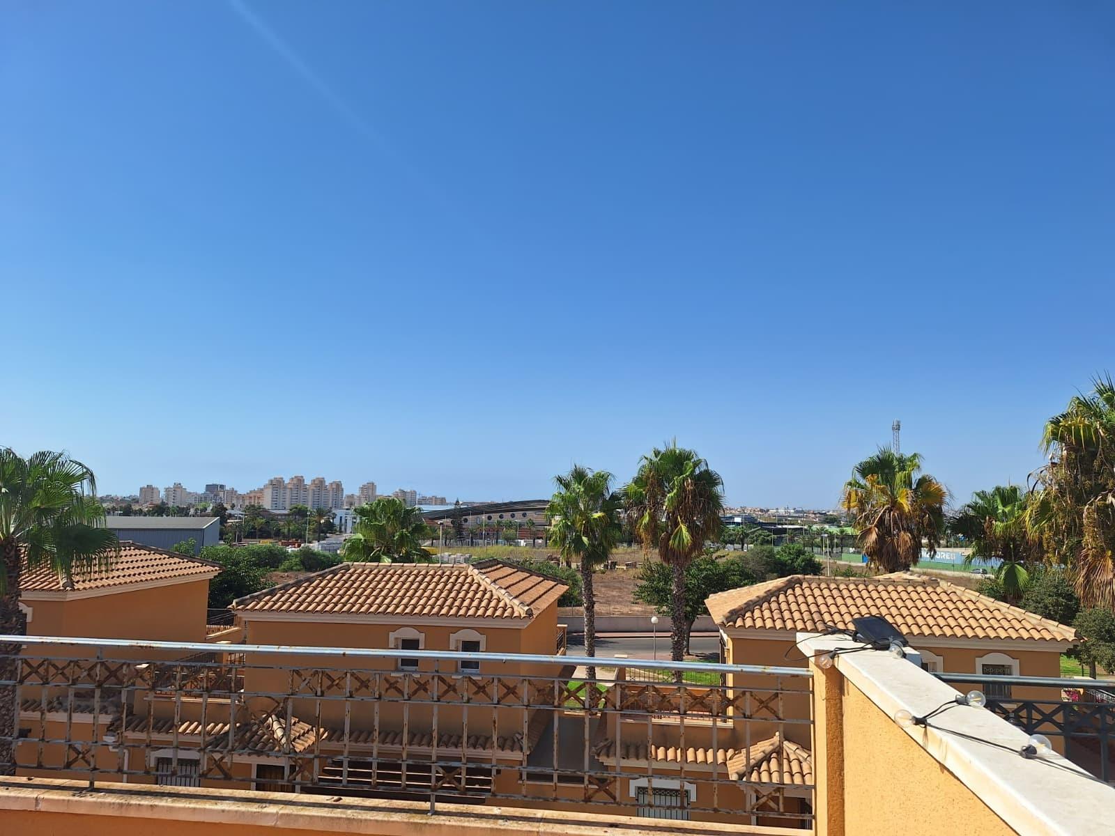 For sale - 3 Bedroom 2 Bathroom Duplex in Torrevieja - aguas nuevas  - Alicante