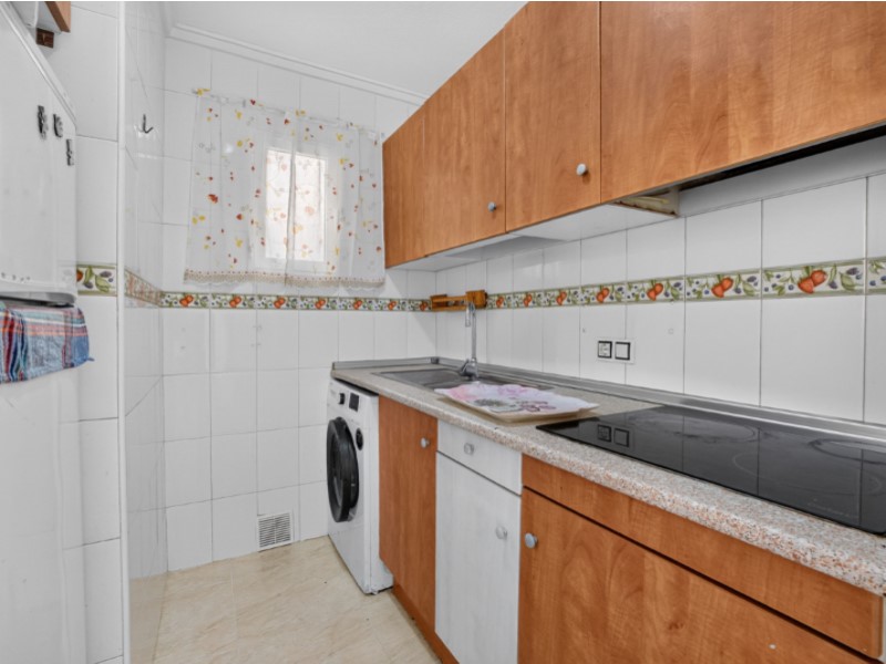 For sale - 2 Bedroom 1 Bathroom Apartment in Torrevieja - Costa Blanca  - Alicante