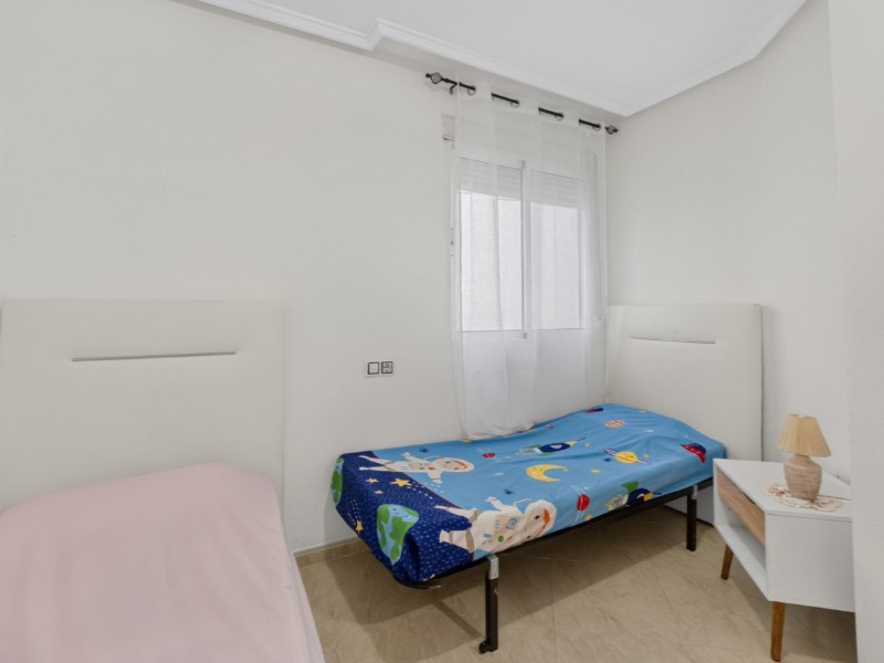 For sale - 2 Bedroom 1 Bathroom Apartment in Torrevieja - Costa Blanca  - Alicante